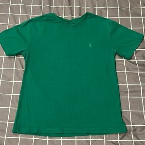 Polo Boys solid V neck Tee Size (8). Green.